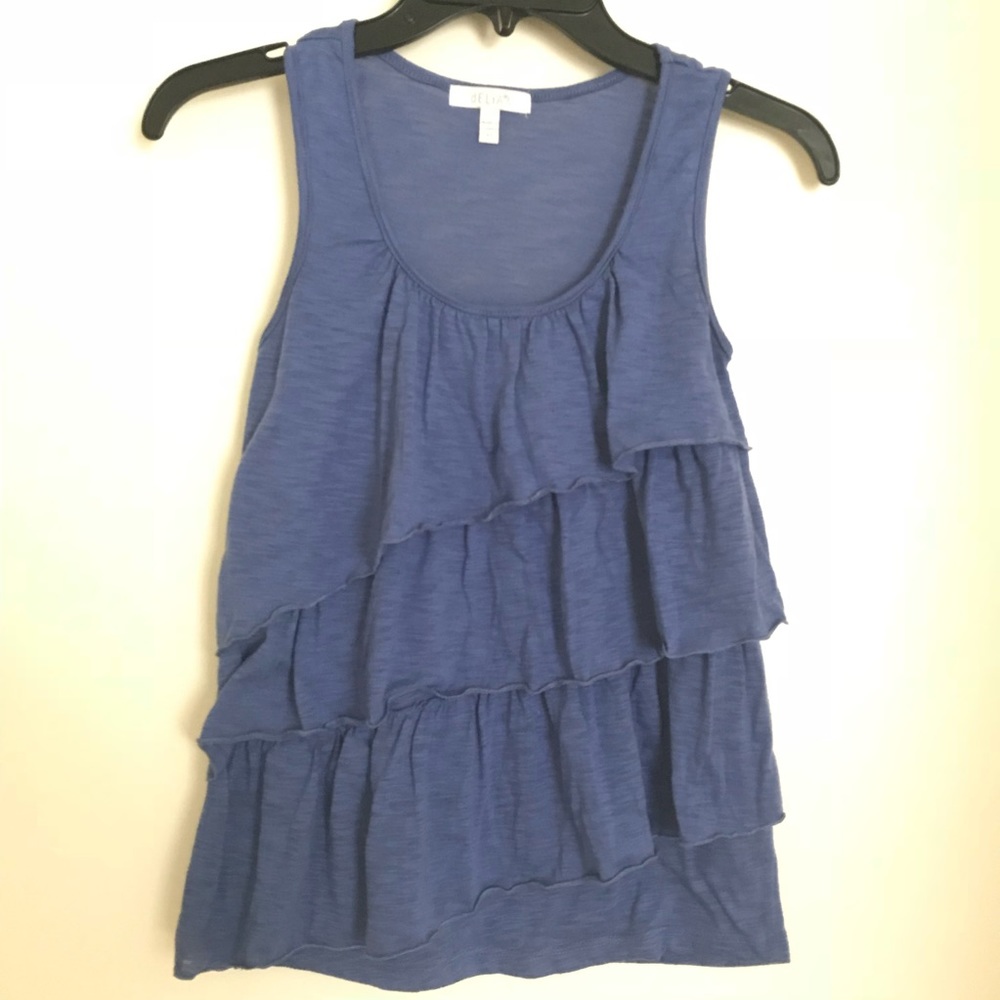 3/$15💗Blue ruffle tank top